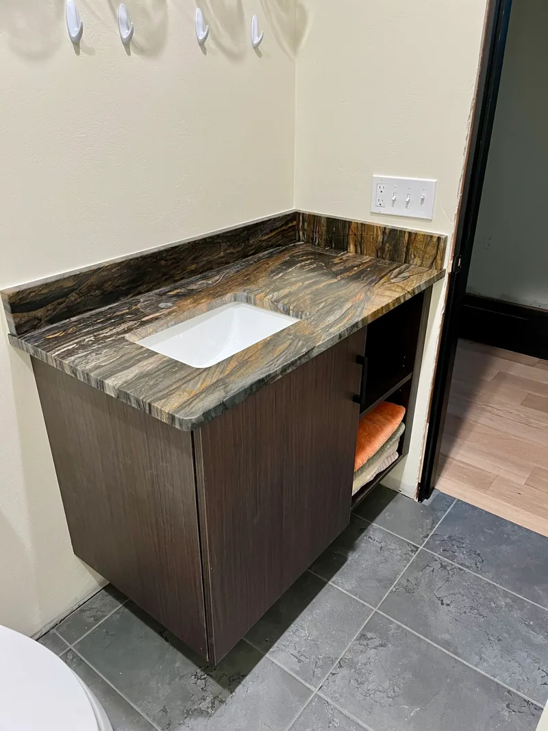 Contemporary kitchen & baths — custom cabinetry by Cozzens Cabinets, photo 6
