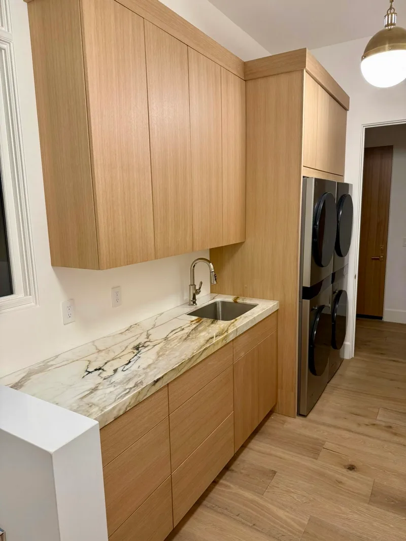 White oak residence — custom cabinetry by Cozzens Cabinets, photo 24